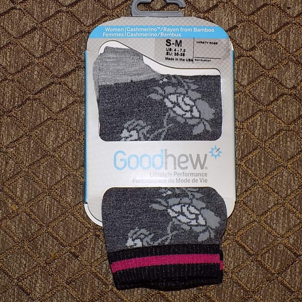 NWT Goodhew / Sockwell Cashmerino Varsity Rose charcoal, S/M, US 4.5-7, EU 35-38